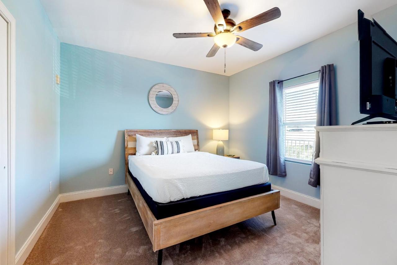 Holiday home Laketown Wharf V