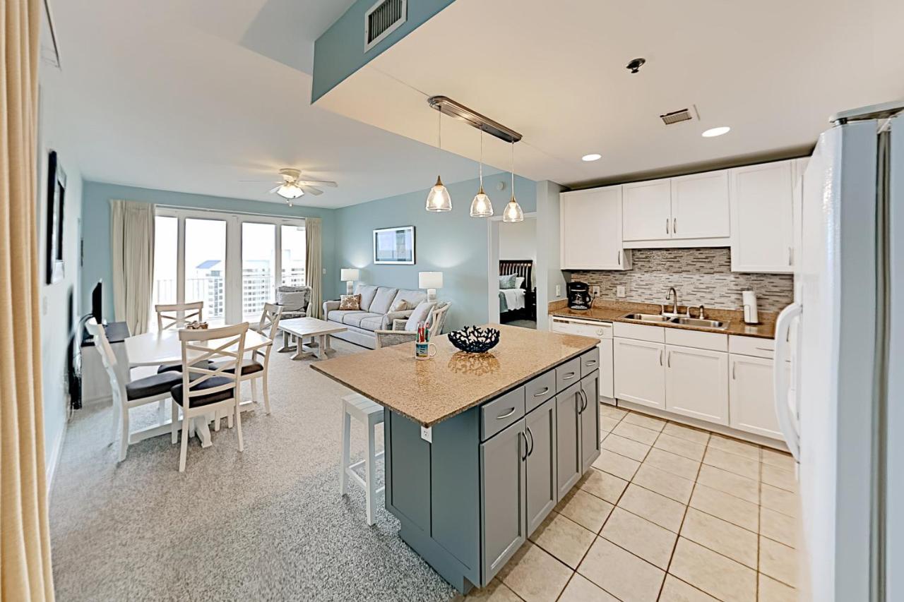 Laketown Wharf V Holiday home *