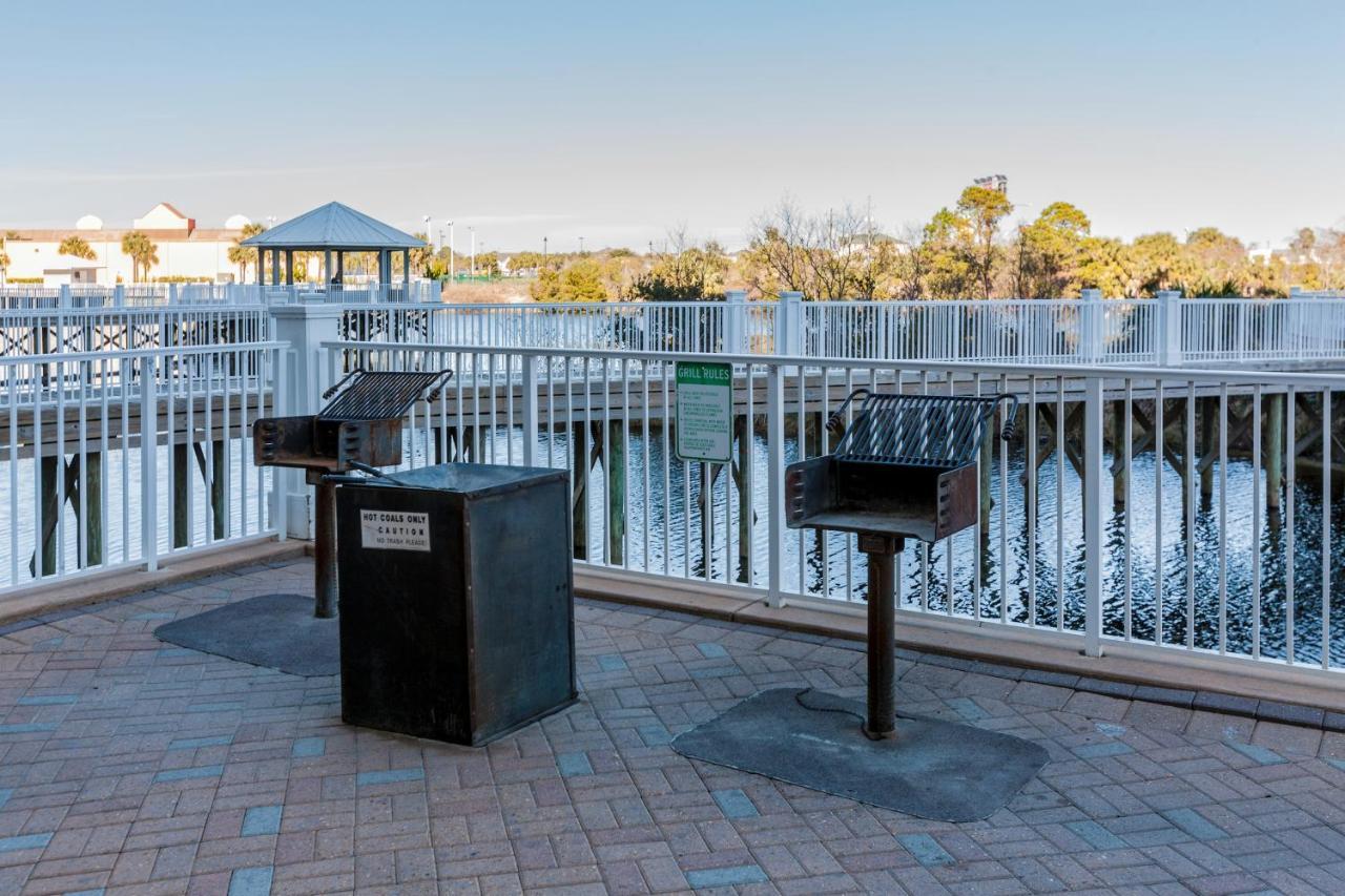 Holiday home Laketown Wharf V *