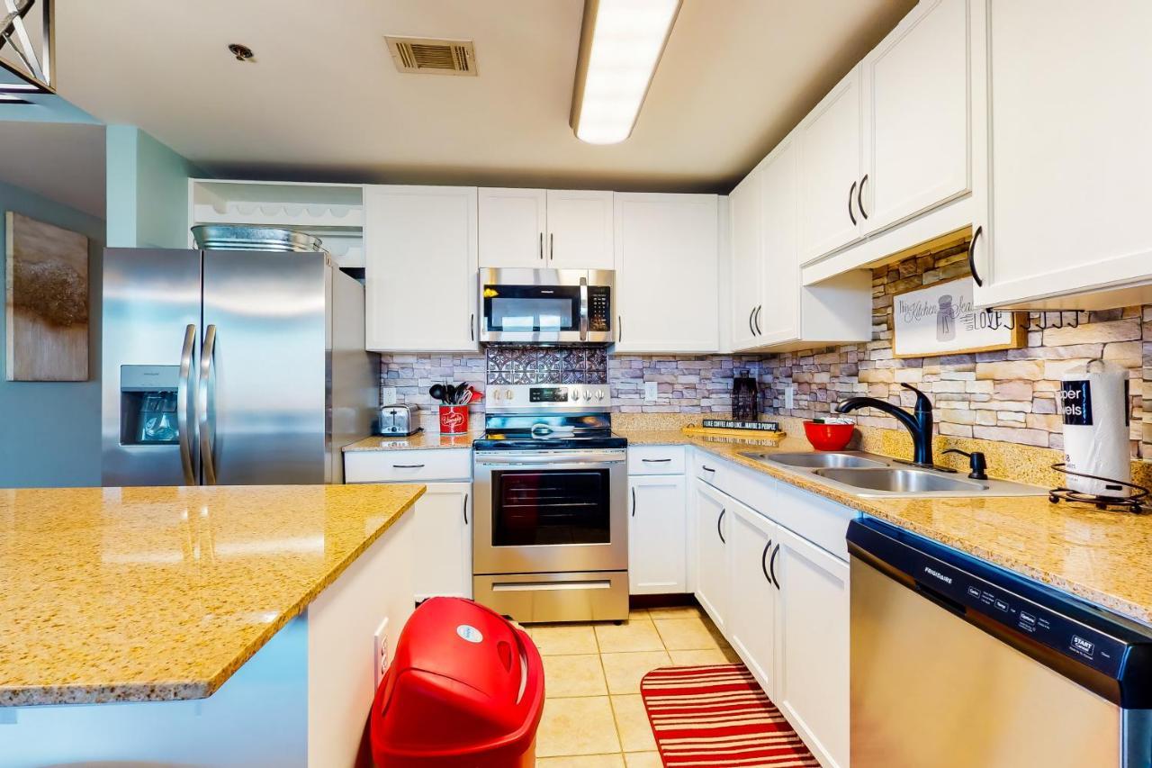 Holiday home Laketown Wharf V *